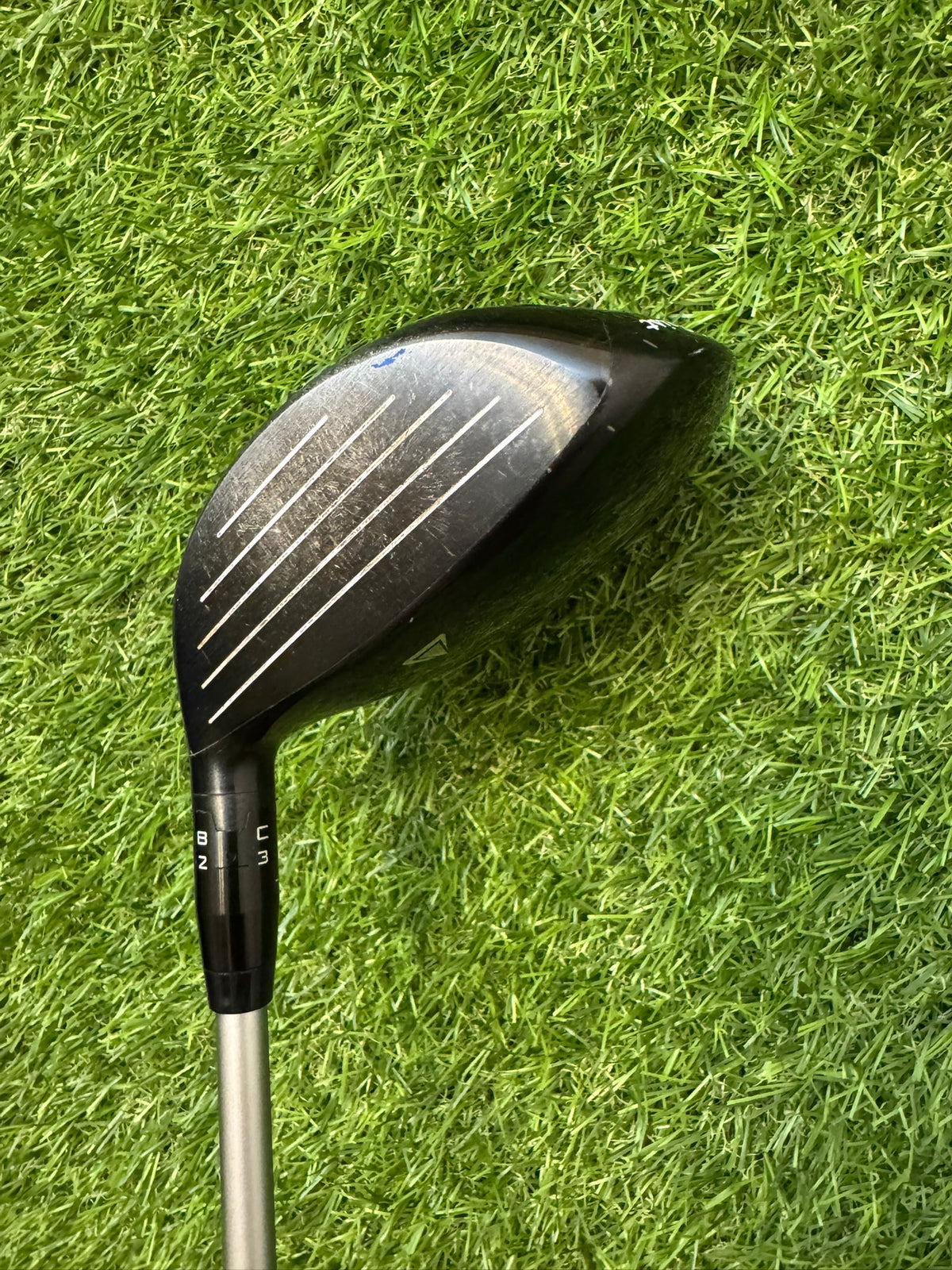 Titleist 915F 3W 15° – Mitsubishi Speedmesh40 Regular Shaft