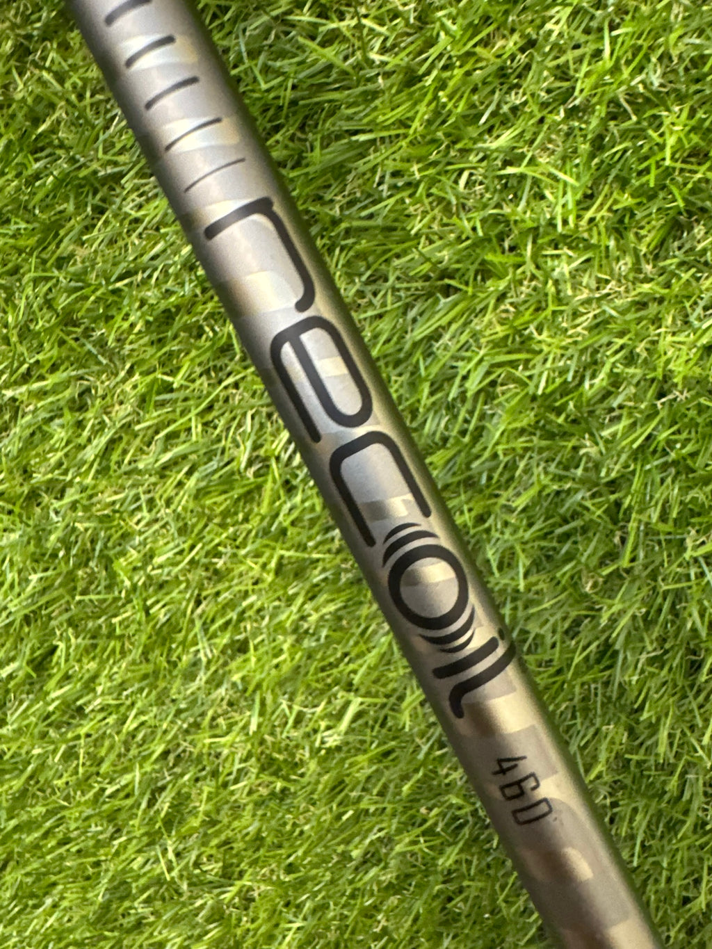 Wilson D7 Gap Wedge 54° – UST Mamiya Recoil 460 Regular Shaft