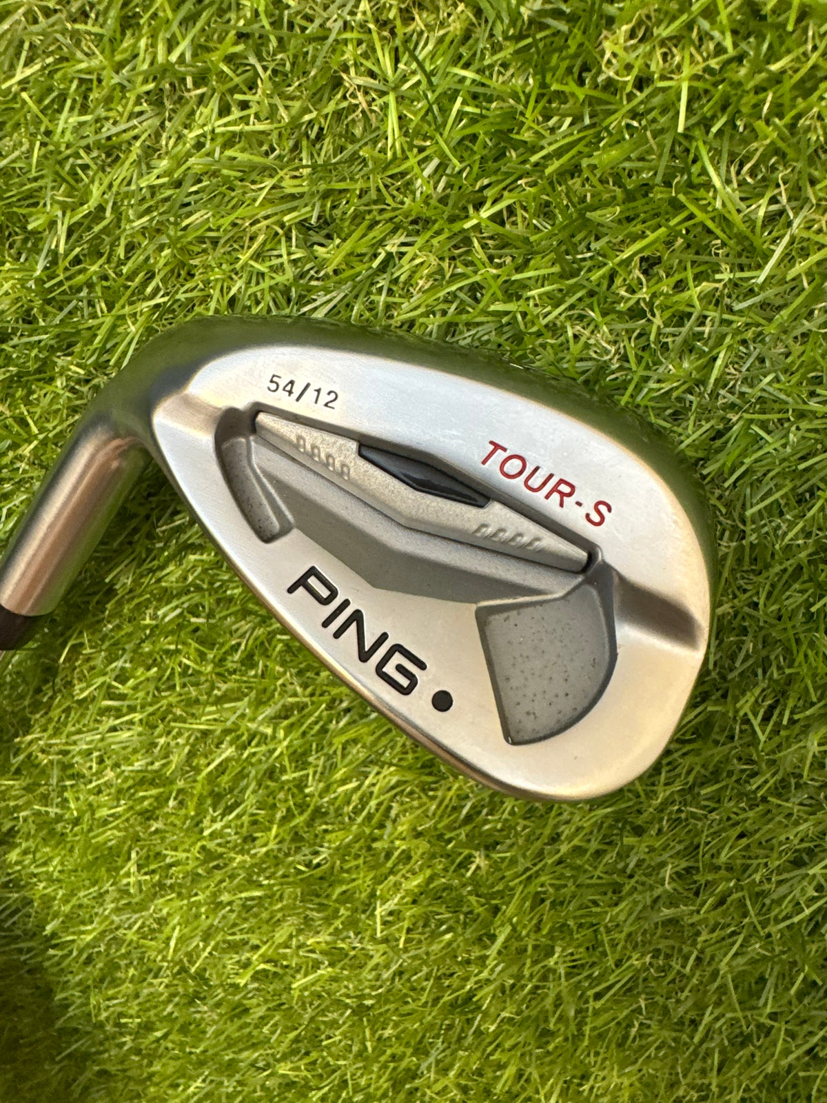 Ping Tour-S Black Dot 54  / 12 54° Wedge – Dynamic Gold S300 Stiff Shaft
