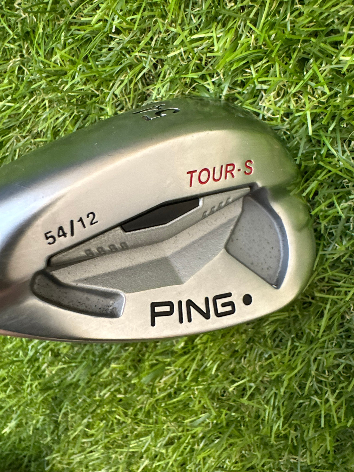 Ping Tour-S Black Dot 54  / 12 54° Wedge – Dynamic Gold S300 Stiff Shaft