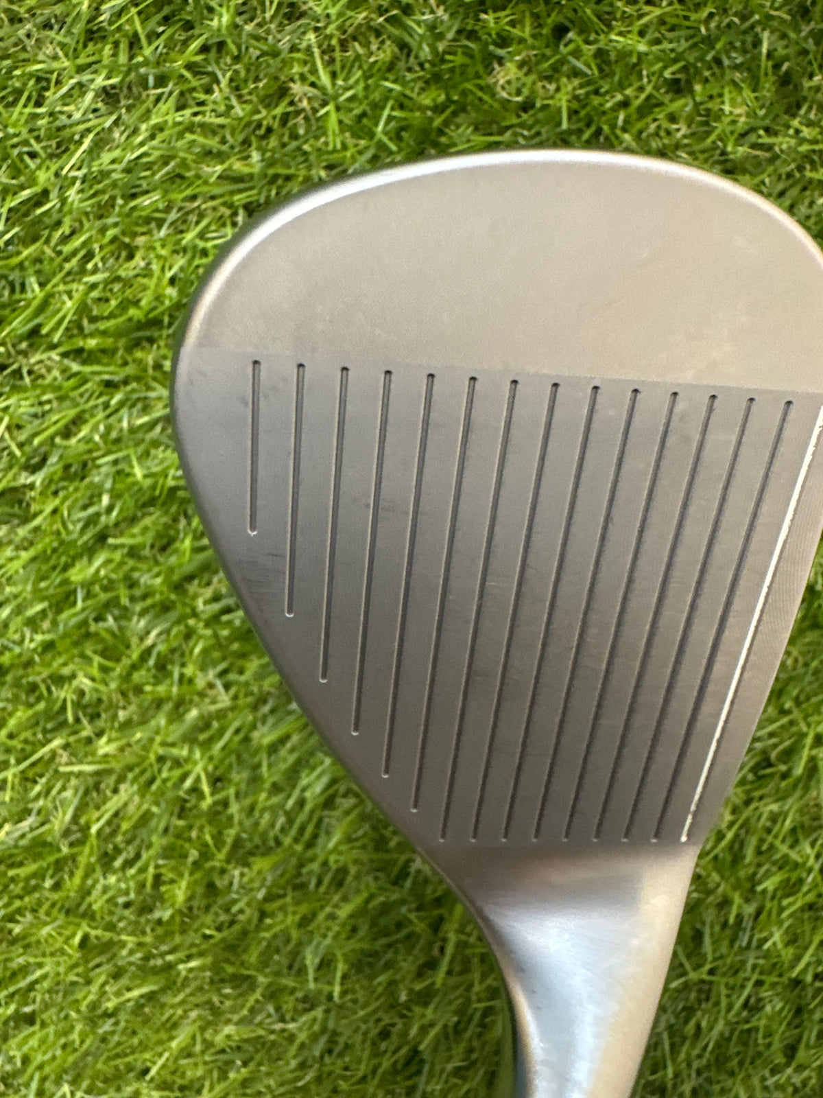 Ping Tour-S Black Dot 54  / 12 54° Wedge – Dynamic Gold S300 Stiff Shaft