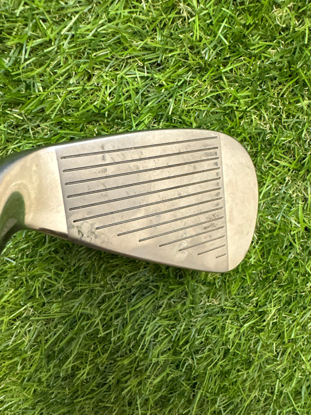 Nike VR Pro Cavity 4i Driving Iron 24° – Fujikura Axiom 75 R2 Regular 2 Shaft