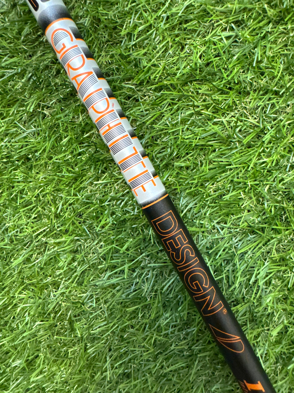 Graphite Design Tour AD IZ-6 Driver Shaft – Stiff – 43.5"