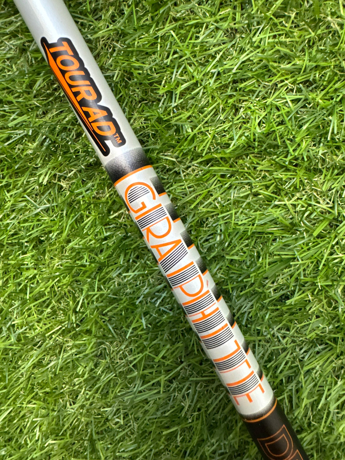 Graphite Design Tour AD IZ-6 Driver Shaft – Stiff – 43.5"