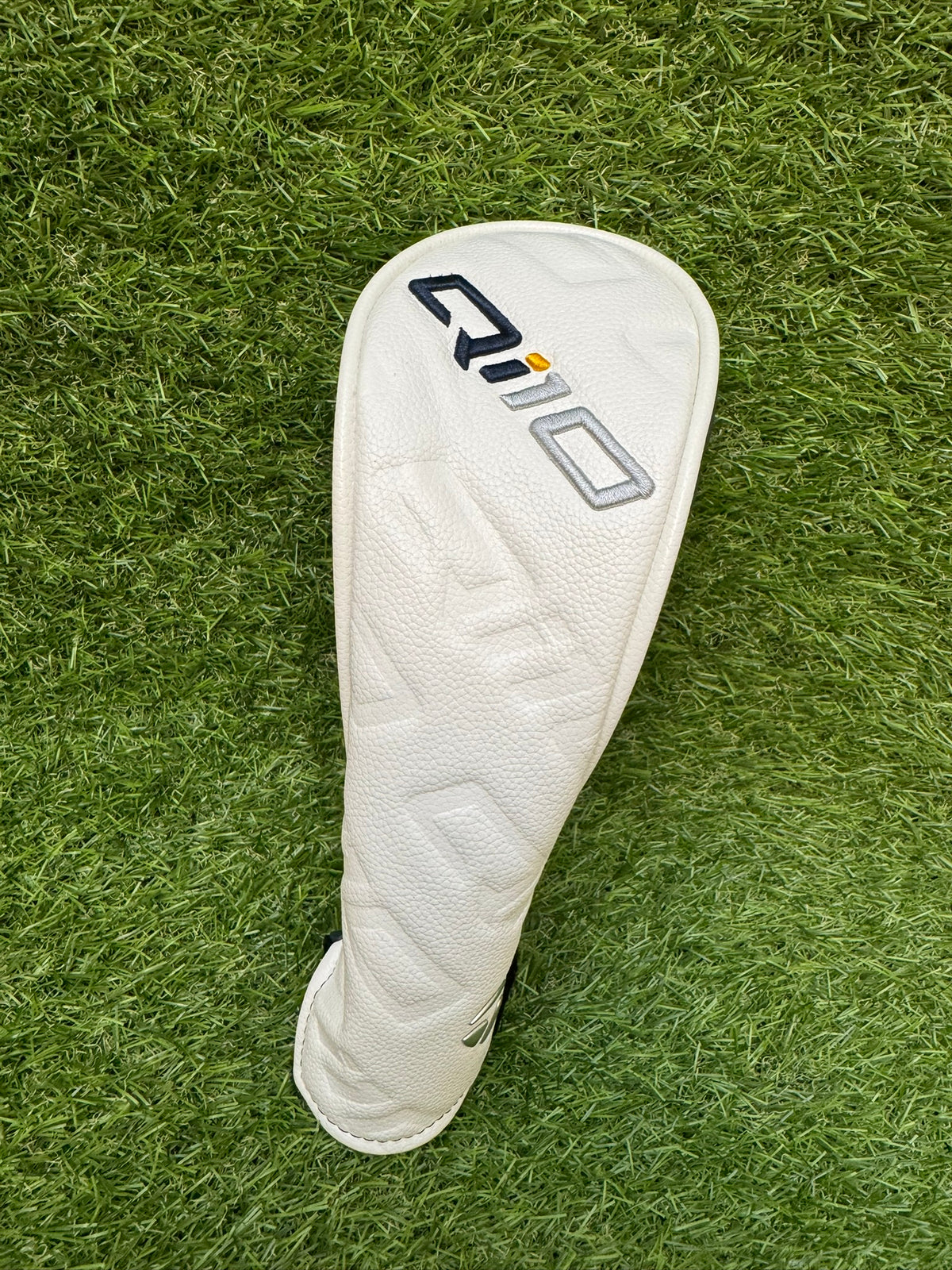TaylorMade Qi10 Hybrid Headcover – As New