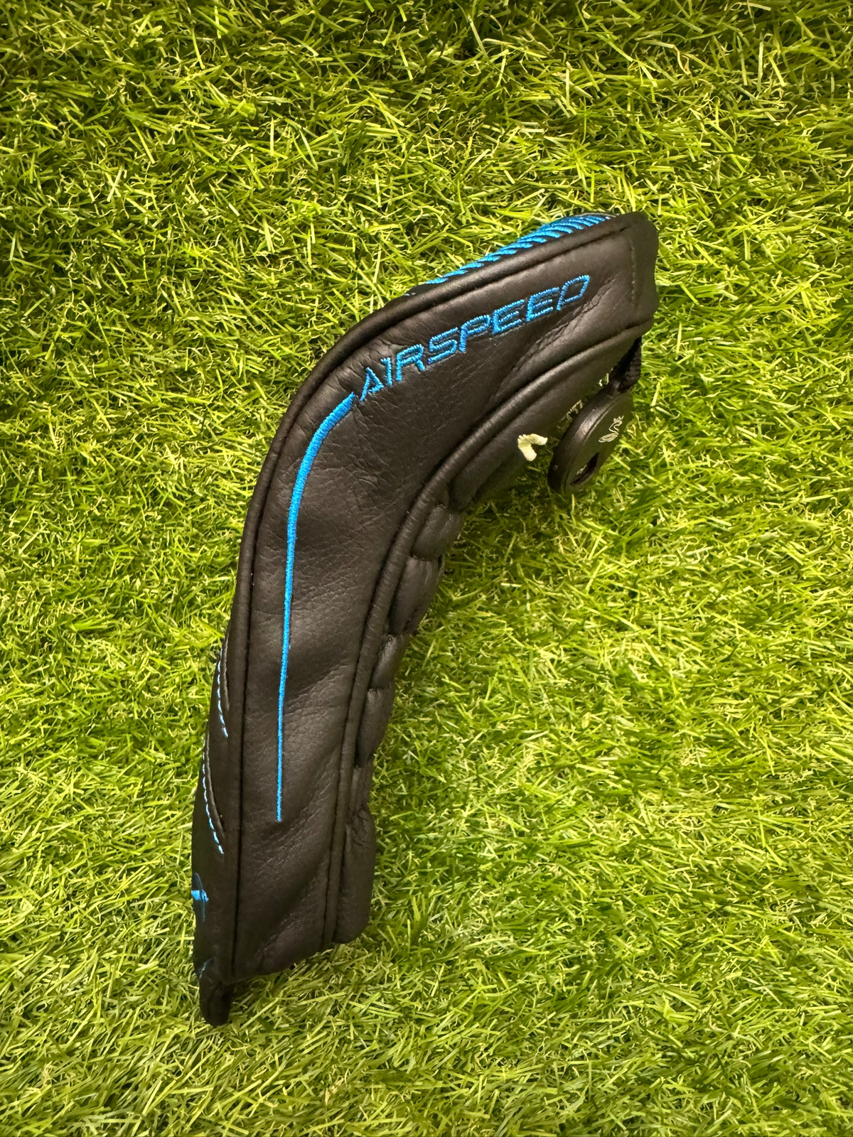 Cobra F-MAX Airspeed Hybrid Headcover – As New