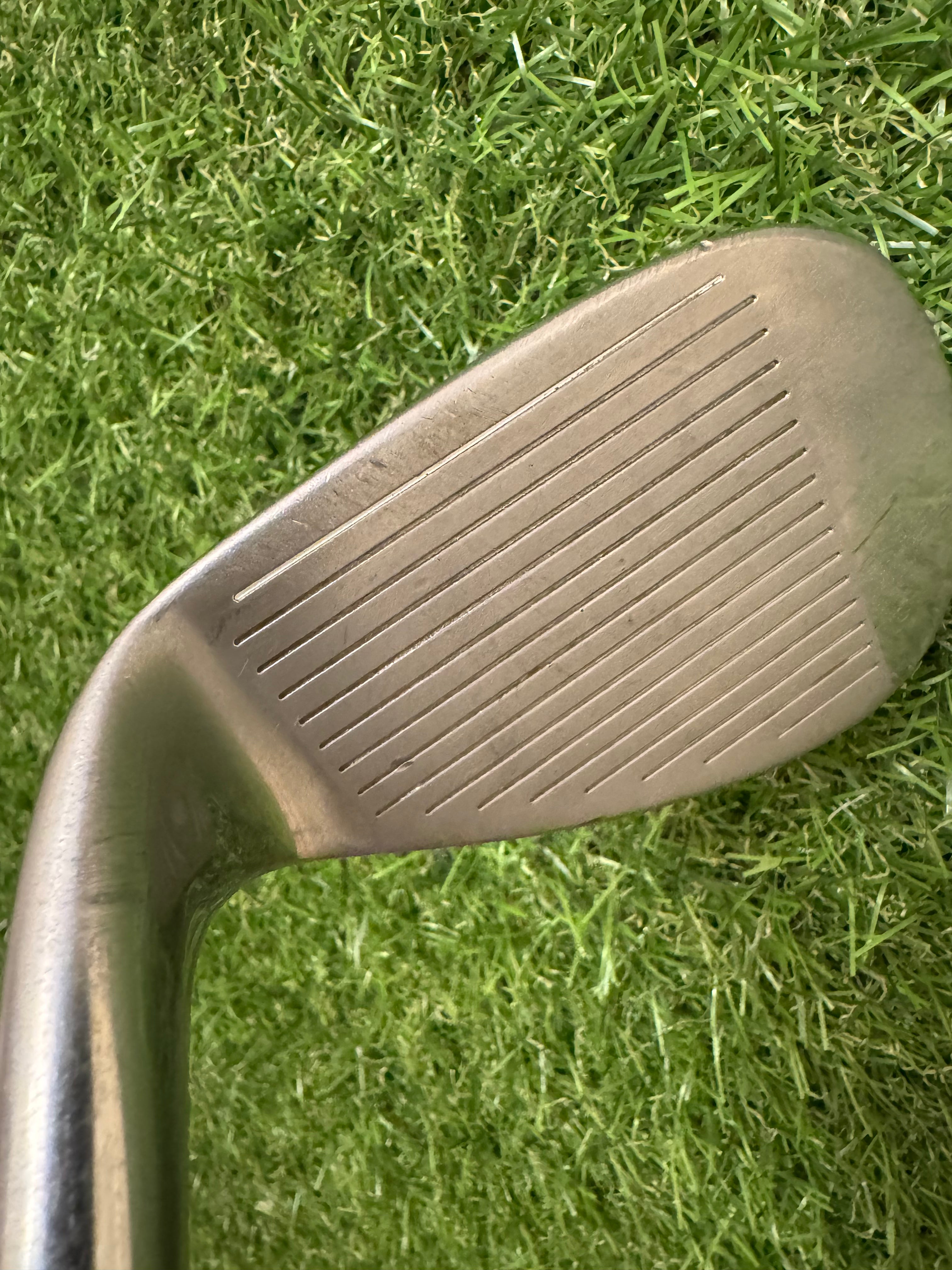 Taylormade Sim Max Sand Wedge